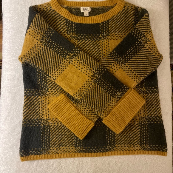 Women’s A.N.A - Size Small -chunky sweater yellow & gray large plaid - Picture 1 of 6